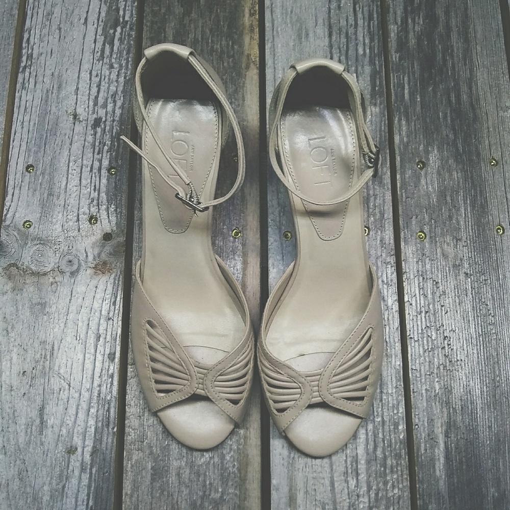 Ann Taylor Loft Nude Heels
